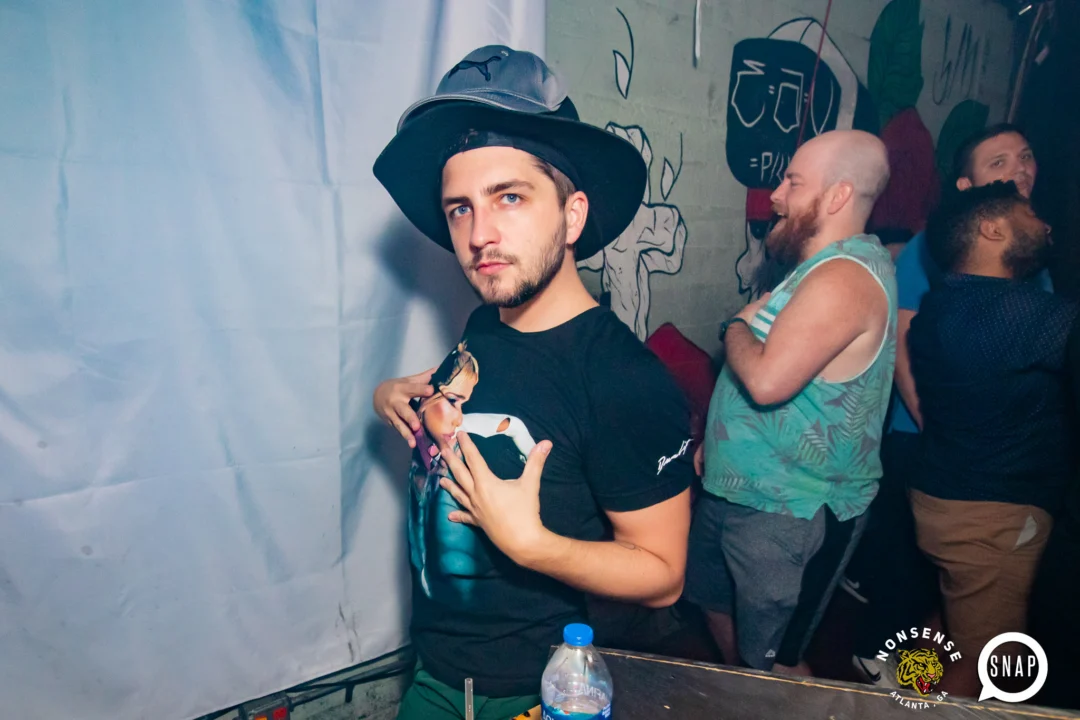 Hot Mess dance pop party - July 2022 - third Friday of every month at The Basement - DJ: Kimber - Photos: Darcy @ Oh Snap Kid