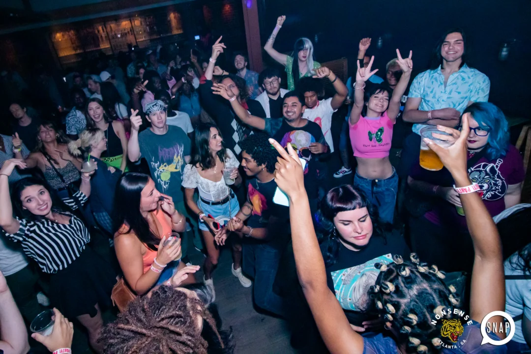 Indie Sleaze - July 2022 - second Saturday of the month @Ammazza - DJ: Kimber - Photos: Darcy @ Oh Snap Kid