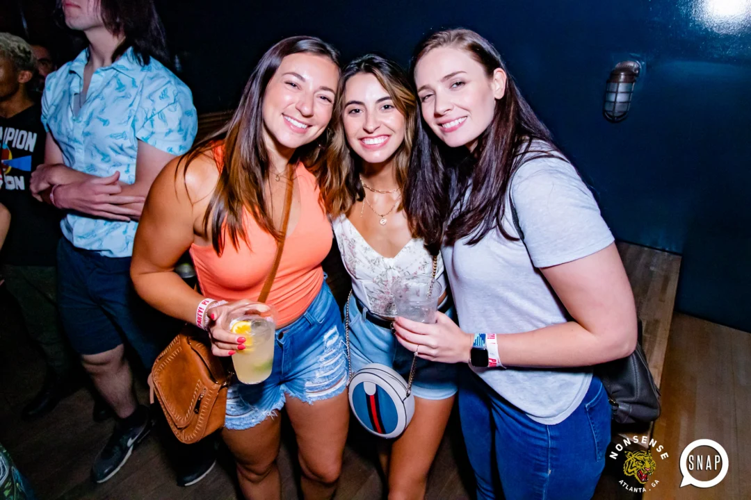 Indie Sleaze - July 2022 - second Saturday of the month @Ammazza - DJ: Kimber - Photos: Darcy @ Oh Snap Kid