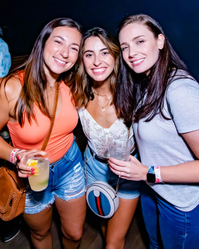 Indie Sleaze - July 2022 - second Saturday of the month @Ammazza - DJ: Kimber - Photos: Darcy @ Oh Snap Kid
