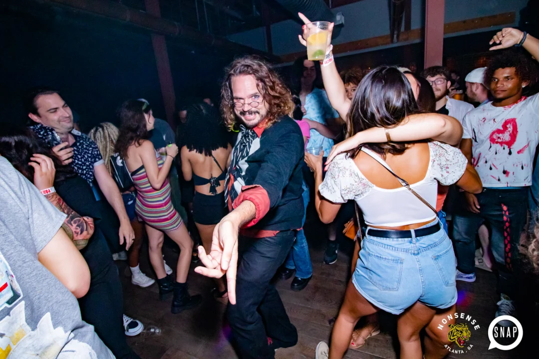 Indie Sleaze - July 2022 - second Saturday of the month @Ammazza - DJ: Kimber - Photos: Darcy @ Oh Snap Kid