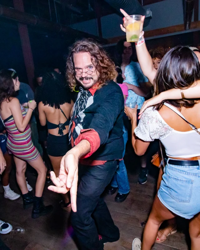 Indie Sleaze - July 2022 - second Saturday of the month @Ammazza - DJ: Kimber - Photos: Darcy @ Oh Snap Kid
