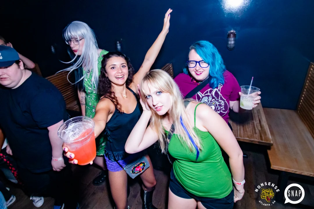 Indie Sleaze - July 2022 - second Saturday of the month @Ammazza - DJ: Kimber - Photos: Darcy @ Oh Snap Kid