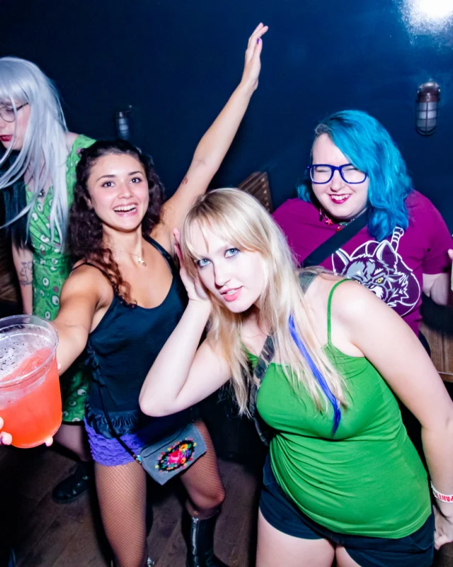 Indie Sleaze - July 2022 - second Saturday of the month @Ammazza - DJ: Kimber - Photos: Darcy @ Oh Snap Kid