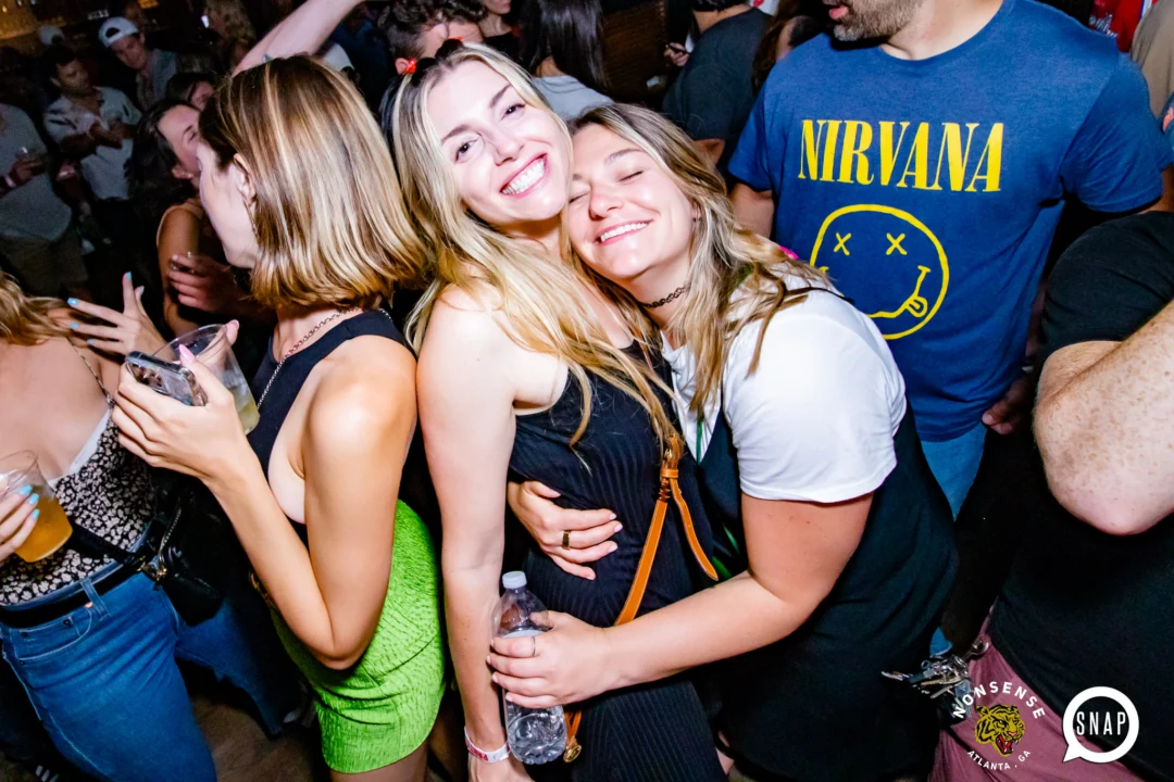 Indie Sleaze - July 2022 - second Saturday of the month @Ammazza - DJ: Kimber - Photos: Darcy @ Oh Snap Kid