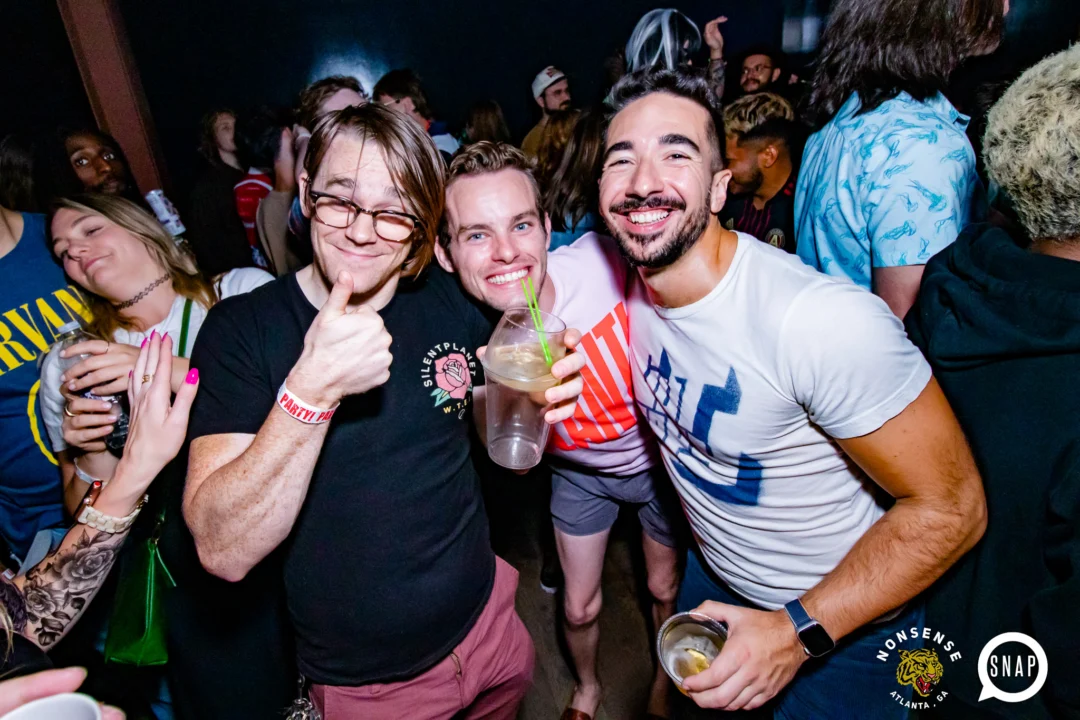 Indie Sleaze - July 2022 - second Saturday of the month @Ammazza - DJ: Kimber - Photos: Darcy @ Oh Snap Kid