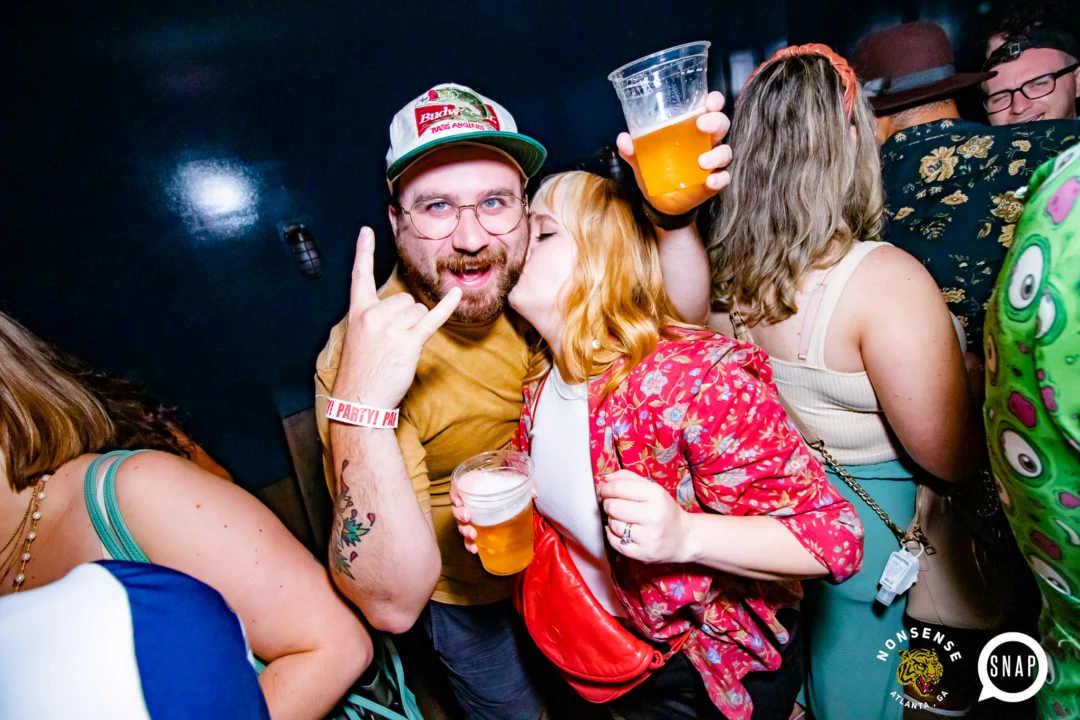 Indie Sleaze - July 2022 - second Saturday of the month @Ammazza - DJ: Kimber - Photos: Darcy @ Oh Snap Kid