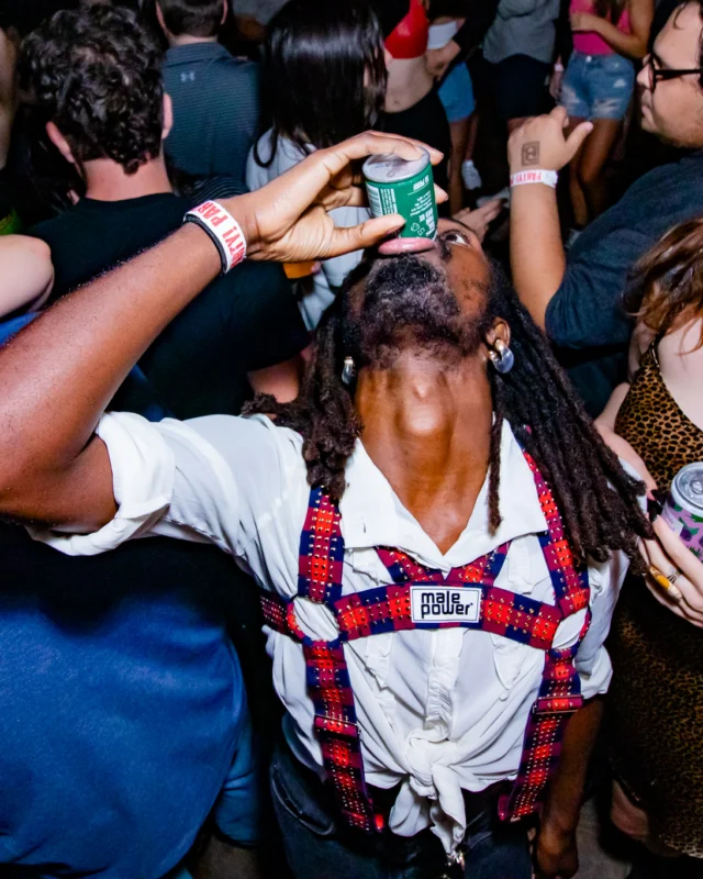 Indie Sleaze - July 2022 - second Saturday of the month @Ammazza - DJ: Kimber - Photos: Darcy @ Oh Snap Kid