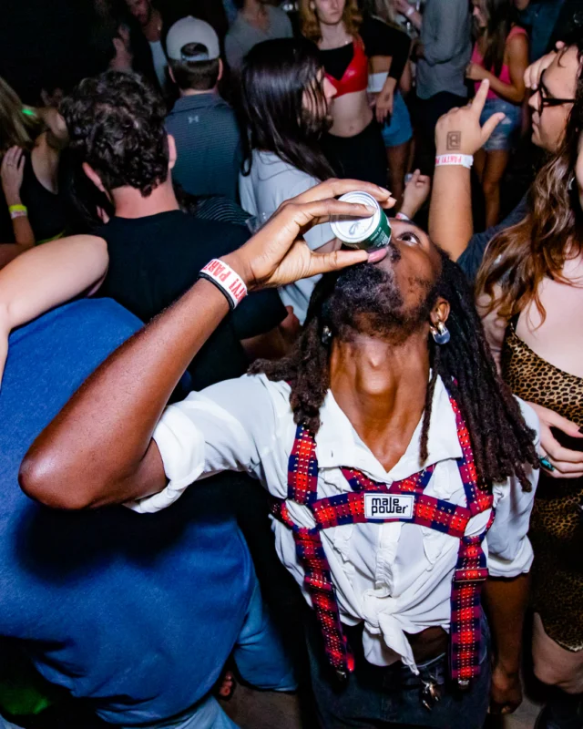 Indie Sleaze - July 2022 - second Saturday of the month @Ammazza - DJ: Kimber - Photos: Darcy @ Oh Snap Kid