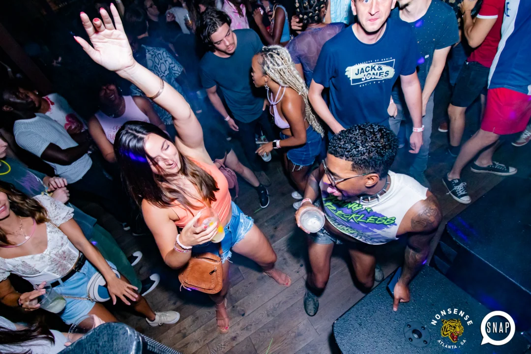 Indie Sleaze - July 2022 - second Saturday of the month @Ammazza - DJ: Kimber - Photos: Darcy @ Oh Snap Kid
