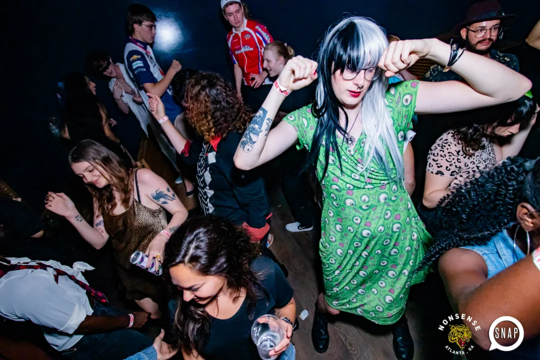 Indie Sleaze - July 2022 - second Saturday of the month @Ammazza - DJ: Kimber - Photos: Darcy @ Oh Snap Kid