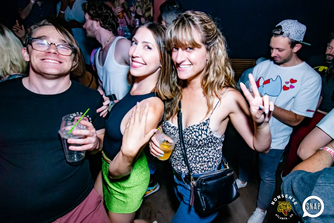 Indie Sleaze - July 2022 - second Saturday of the month @Ammazza - DJ: Kimber - Photos: Darcy @ Oh Snap Kid