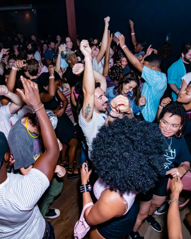 Indie Sleaze - July 2022 - second Saturday of the month @Ammazza - DJ: Kimber - Photos: Darcy @ Oh Snap Kid