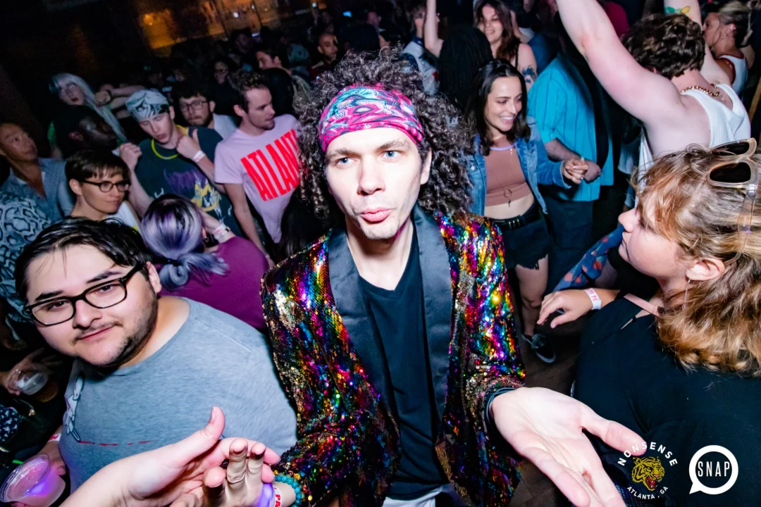 Indie Sleaze - July 2022 - second Saturday of the month @Ammazza - DJ: Kimber - Photos: Darcy @ Oh Snap Kid