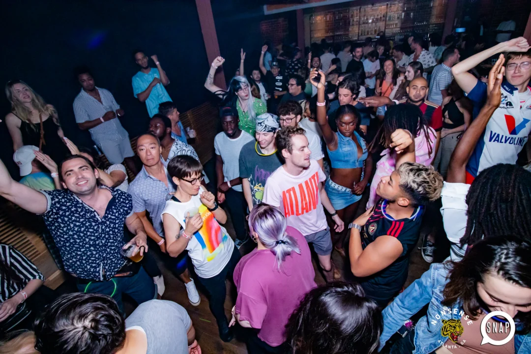 Indie Sleaze - July 2022 - second Saturday of the month @Ammazza - DJ: Kimber - Photos: Darcy @ Oh Snap Kid
