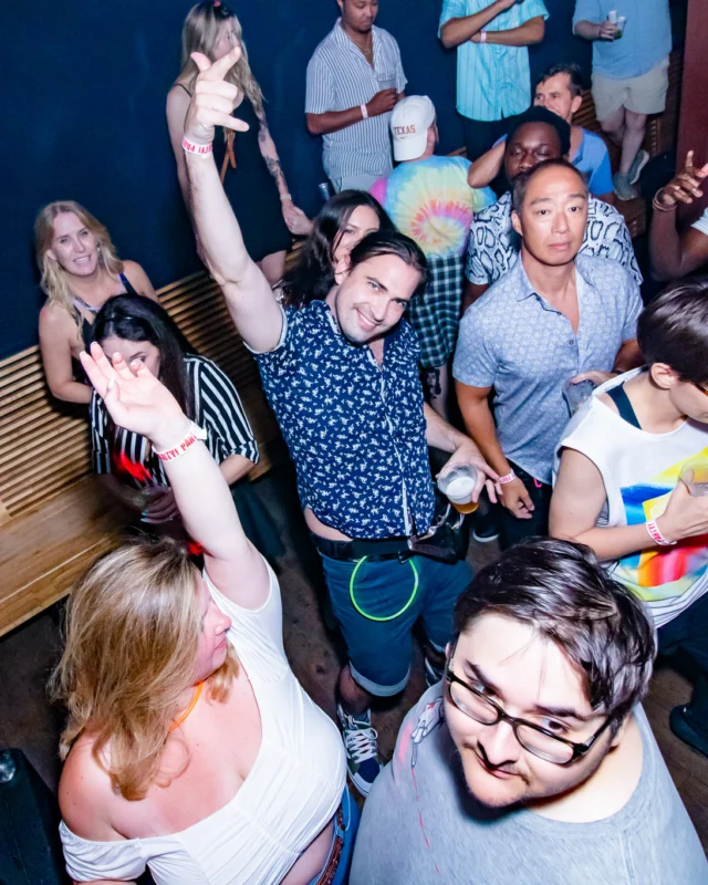 Indie Sleaze - July 2022 - second Saturday of the month @Ammazza - DJ: Kimber - Photos: Darcy @ Oh Snap Kid