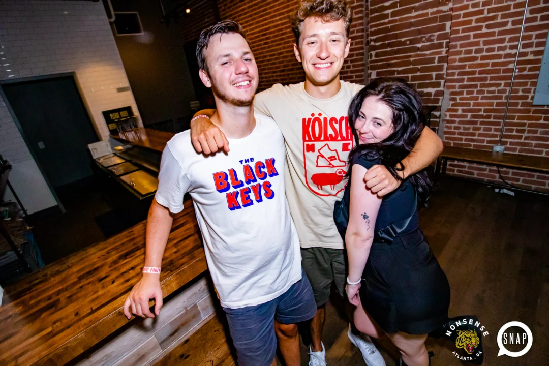 Indie Sleaze - July 2022 - second Saturday of the month @Ammazza - DJ: Kimber - Photos: Darcy @ Oh Snap Kid
