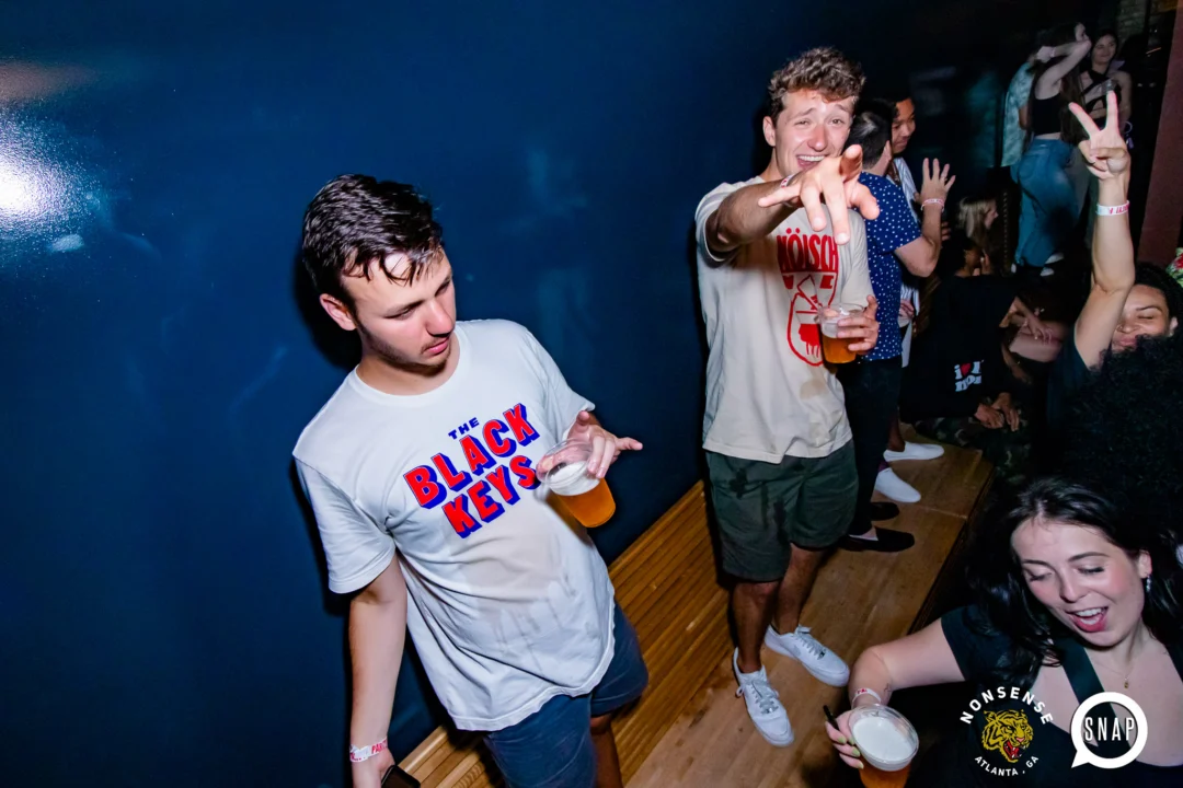 Indie Sleaze - July 2022 - second Saturday of the month @Ammazza - DJ: Kimber - Photos: Darcy @ Oh Snap Kid