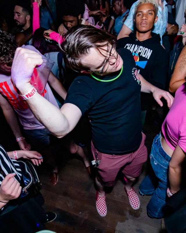 Indie Sleaze - July 2022 - second Saturday of the month @Ammazza - DJ: Kimber - Photos: Darcy @ Oh Snap Kid