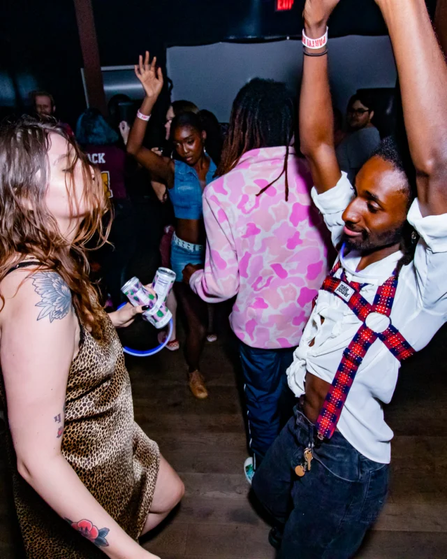 Indie Sleaze - July 2022 - second Saturday of the month @Ammazza - DJ: Kimber - Photos: Darcy @ Oh Snap Kid