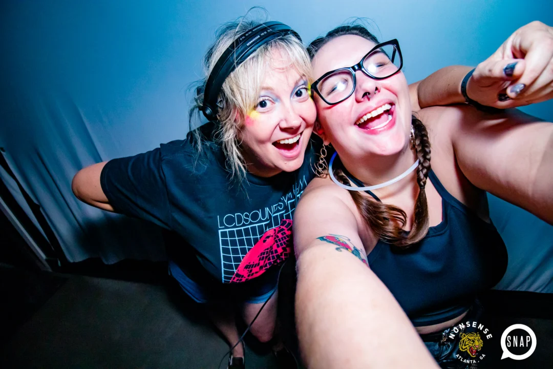 Indie Sleaze - July 2022 - second Saturday of the month @Ammazza - DJ: Kimber - Photos: Darcy @ Oh Snap Kid