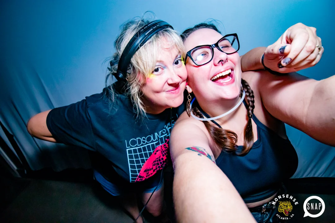 Indie Sleaze - July 2022 - second Saturday of the month @Ammazza - DJ: Kimber - Photos: Darcy @ Oh Snap Kid