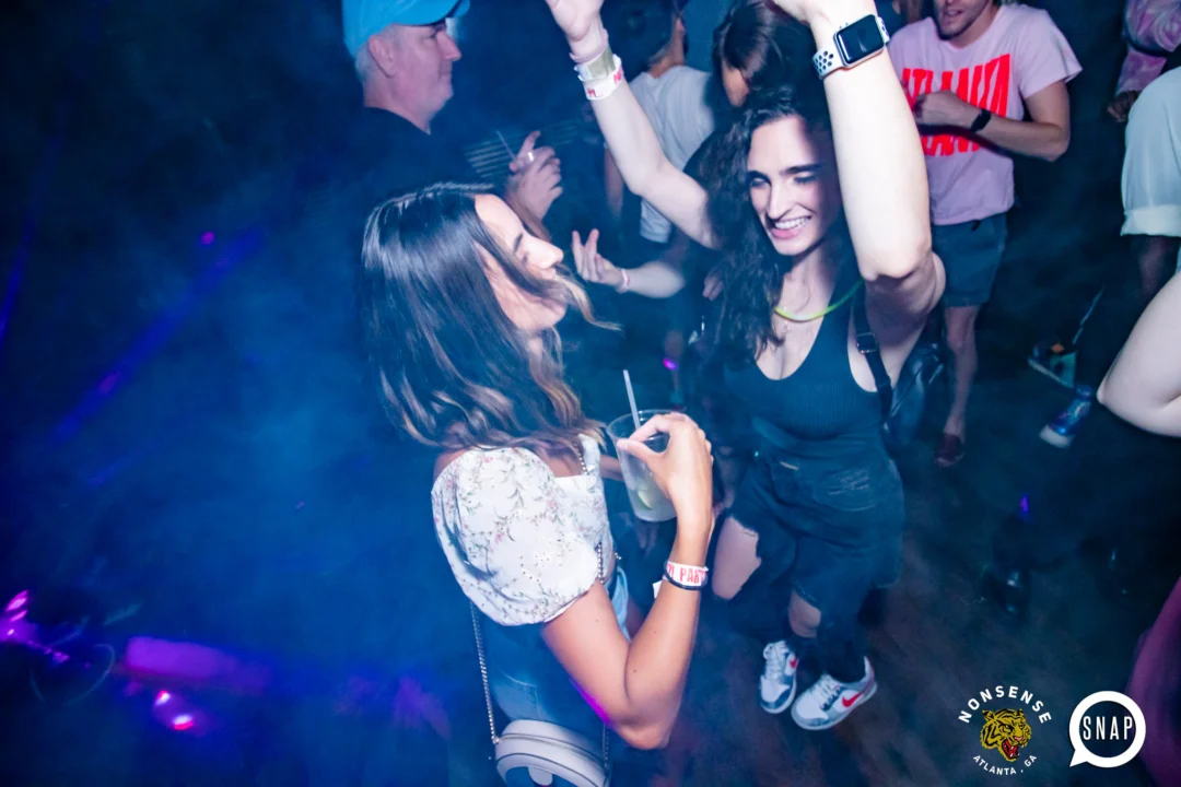 Indie Sleaze - July 2022 - second Saturday of the month @Ammazza - DJ: Kimber - Photos: Darcy @ Oh Snap Kid