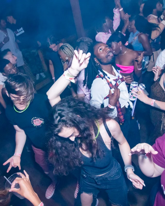 Indie Sleaze - July 2022 - second Saturday of the month @Ammazza - DJ: Kimber - Photos: Darcy @ Oh Snap Kid