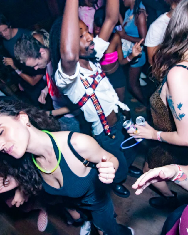 Indie Sleaze - July 2022 - second Saturday of the month @Ammazza - DJ: Kimber - Photos: Darcy @ Oh Snap Kid