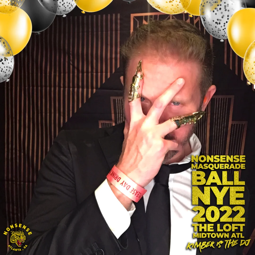 Nonsense Masquerade Ball NYE 2022 Photobooth 📸: @nonsenseatl