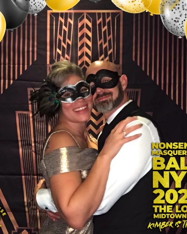 Nonsense Masquerade Ball NYE 2022 Photobooth 📸: @nonsenseatl