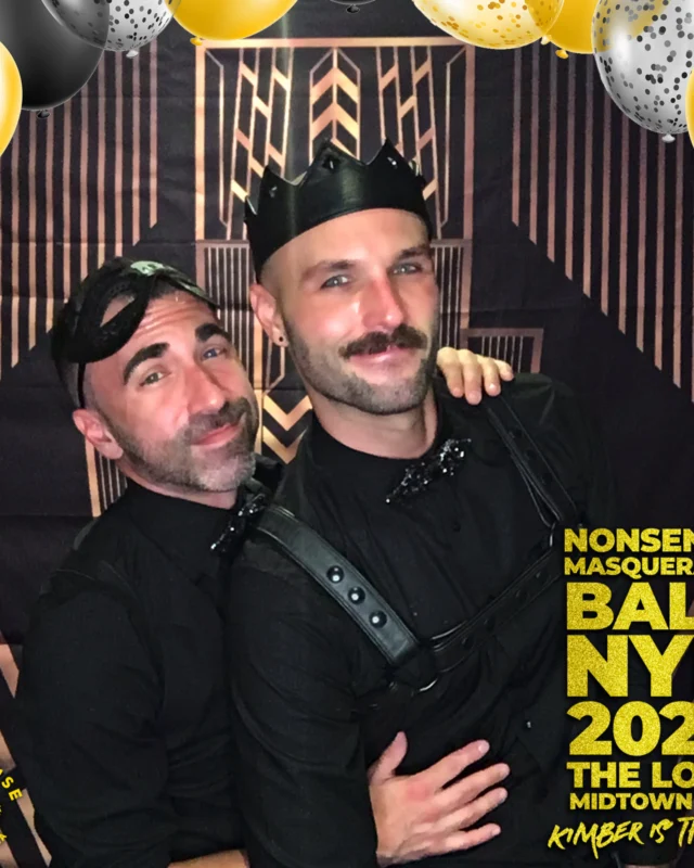 Nonsense Masquerade Ball NYE 2022 Photobooth 📸: @nonsenseatl