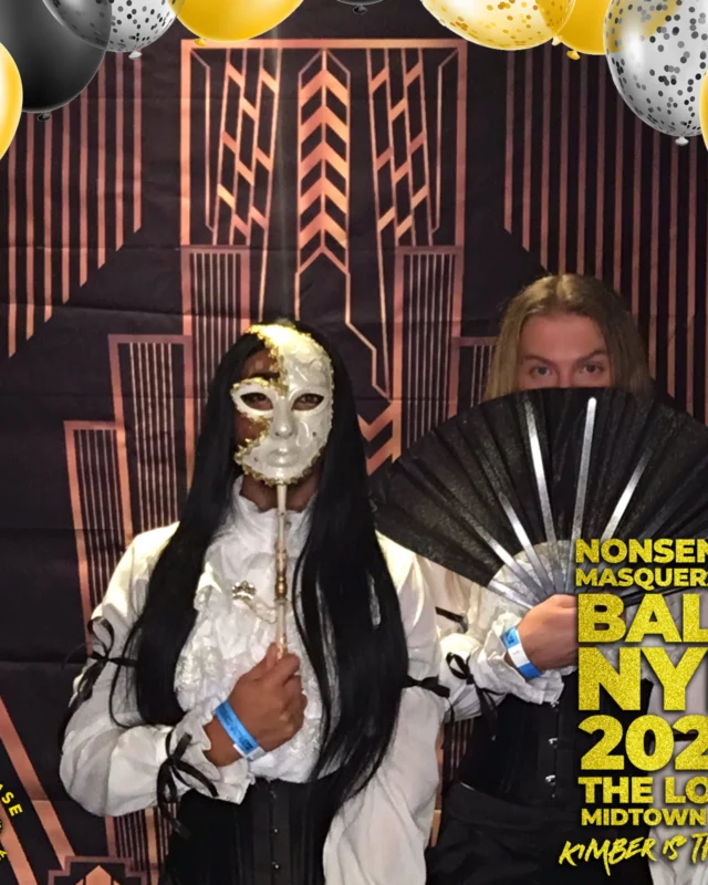 Nonsense Masquerade Ball NYE 2022 Photobooth 📸: @nonsenseatl