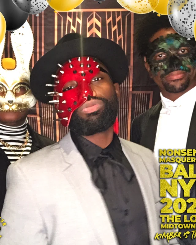 Nonsense Masquerade Ball NYE 2022 Photobooth 📸: @nonsenseatl