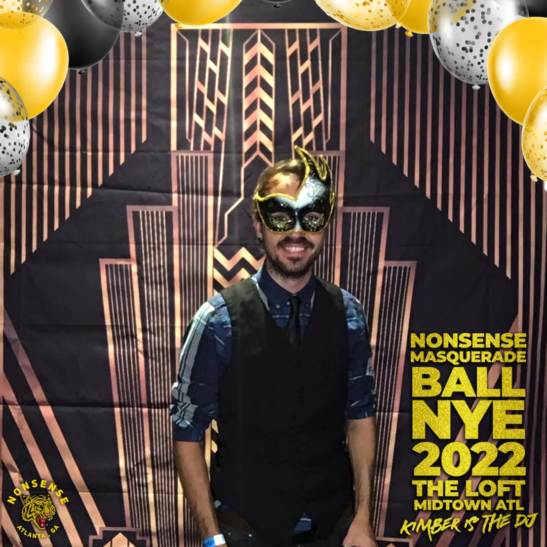Nonsense Masquerade Ball NYE 2022 Photobooth 📸: @nonsenseatl