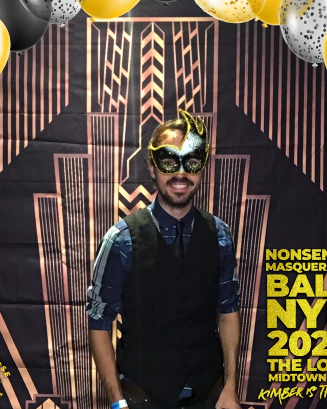 Nonsense Masquerade Ball NYE 2022 Photobooth 📸: @nonsenseatl