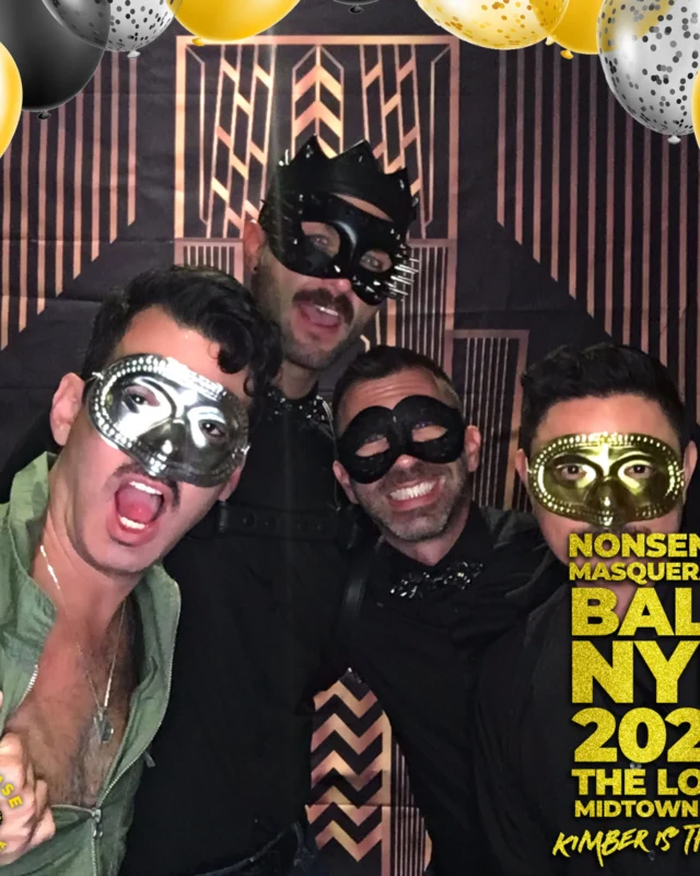 Nonsense Masquerade Ball NYE 2022 Photobooth 📸: @nonsenseatl