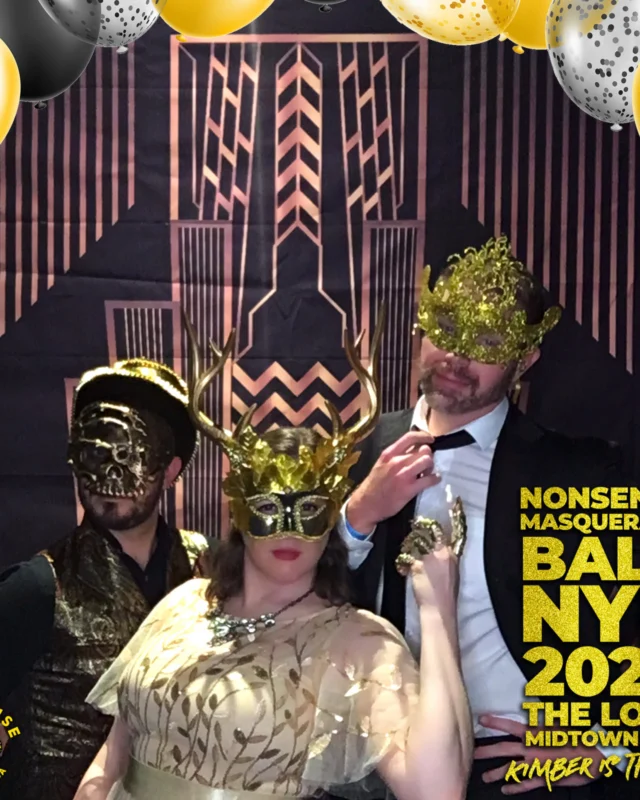 Nonsense Masquerade Ball NYE 2022 Photobooth 📸: @nonsenseatl