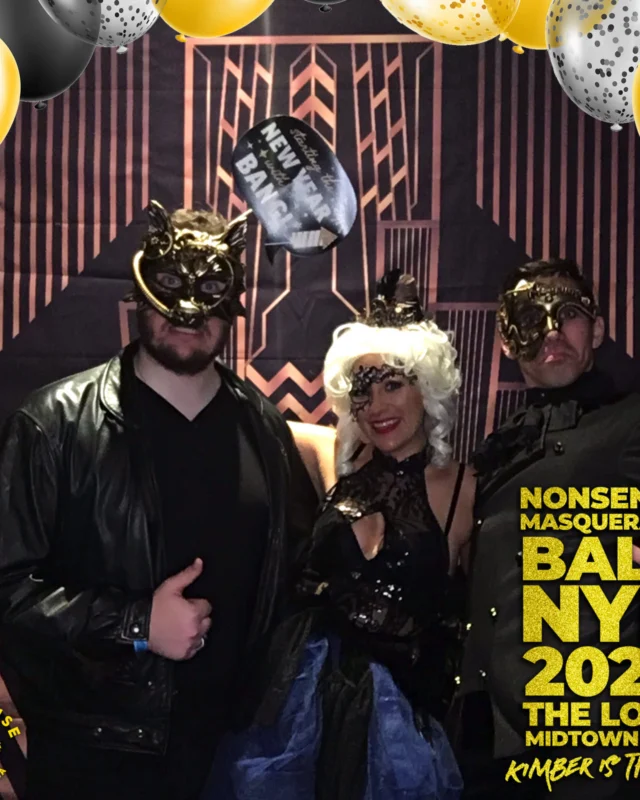 Nonsense Masquerade Ball NYE 2022 Photobooth 📸: @nonsenseatl