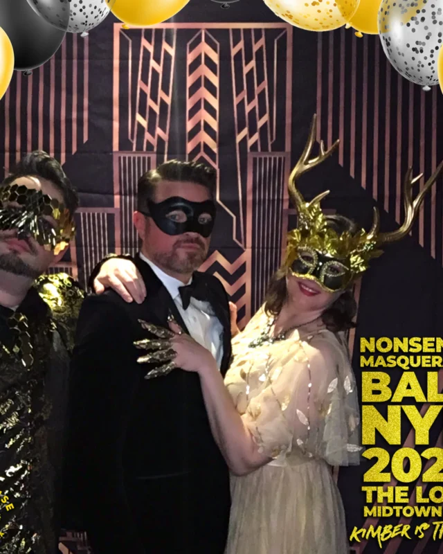 Nonsense Masquerade Ball NYE 2022 Photobooth 📸: @nonsenseatl