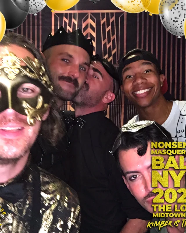 Nonsense Masquerade Ball NYE 2022 Photobooth 📸: @nonsenseatl