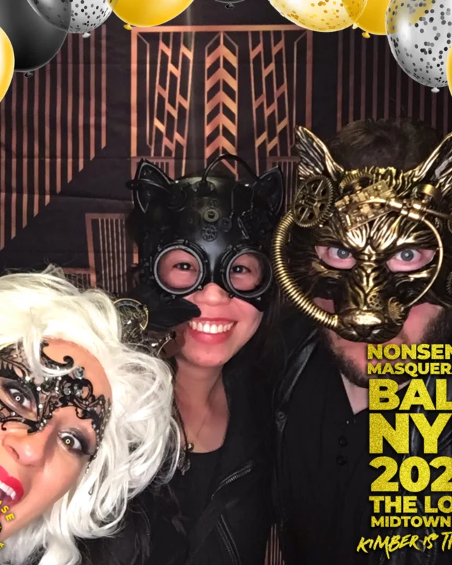 Nonsense Masquerade Ball NYE 2022 Photobooth 📸: @nonsenseatl