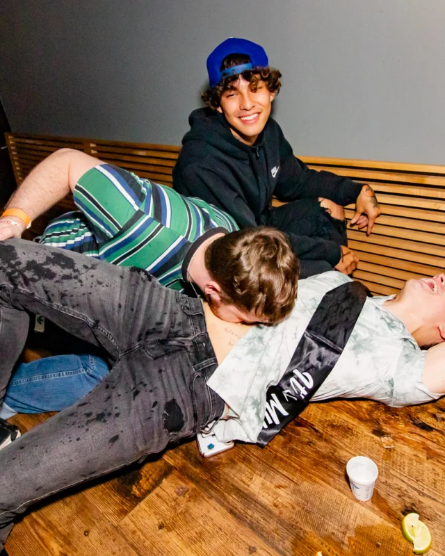 Indie Sleaze - September 2022 - at Ammazza - DJ: Kimber - Pics: Darcy of Oh Snap Kid