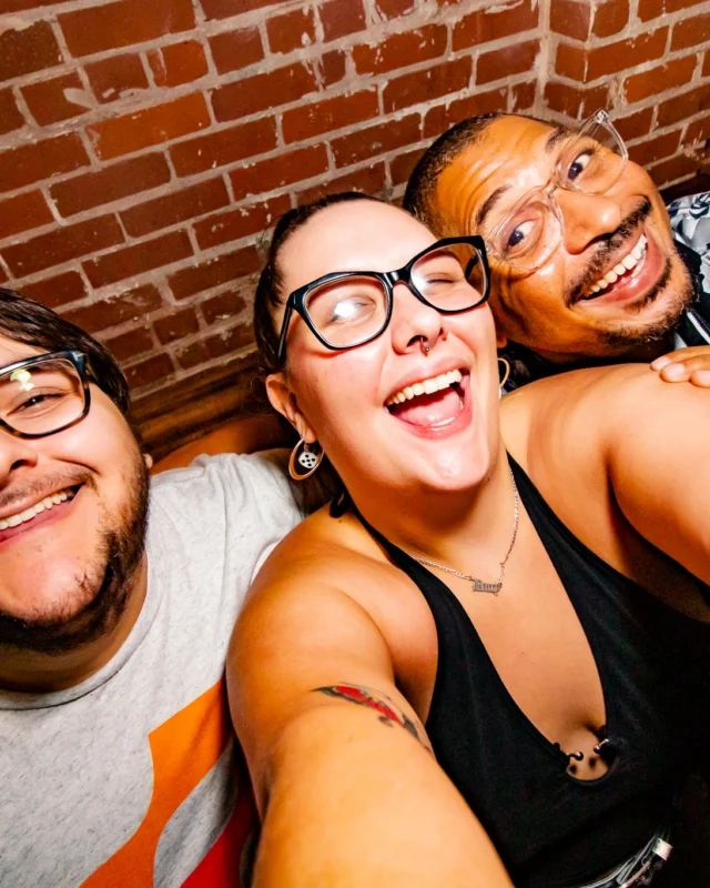 Indie Sleaze - September 2022 - at Ammazza - DJ: Kimber - Pics: Darcy of Oh Snap Kid