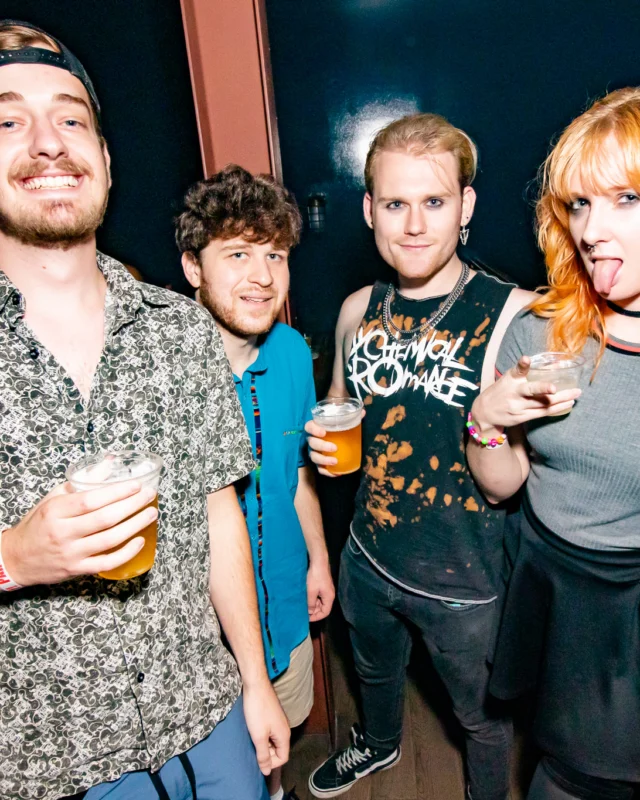 Indie Sleaze - September 2022 - at Ammazza - DJ: Kimber - Pics: Darcy of Oh Snap Kid