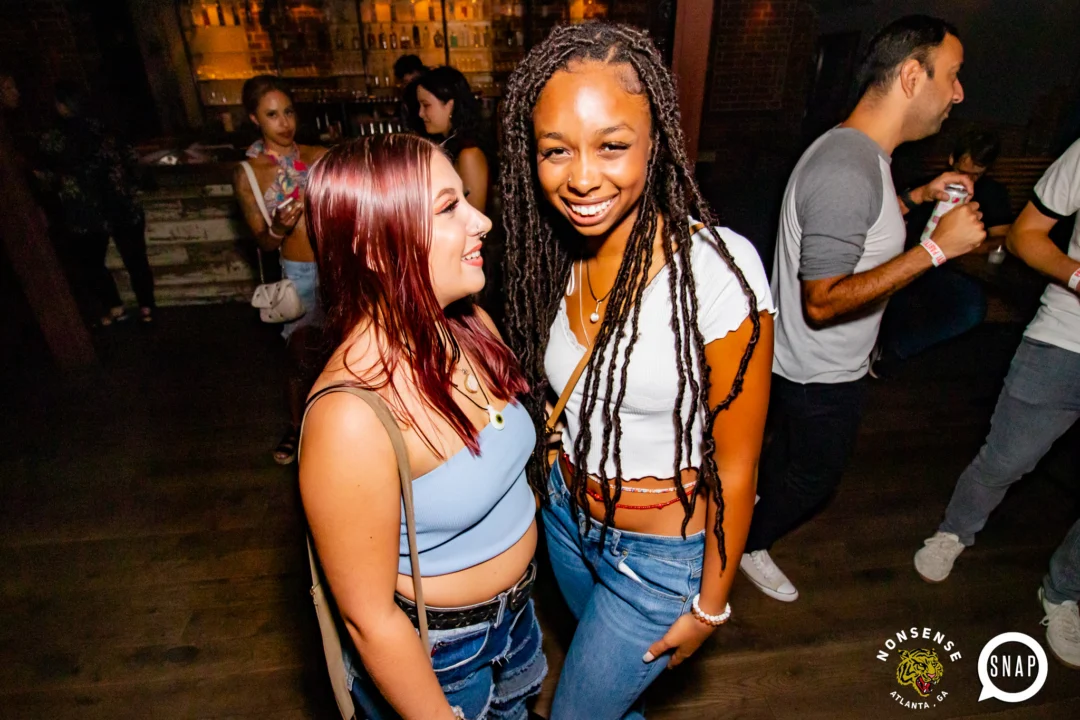 Indie Sleaze - September 2022 - at Ammazza - DJ: Kimber - Pics: Darcy of Oh Snap Kid