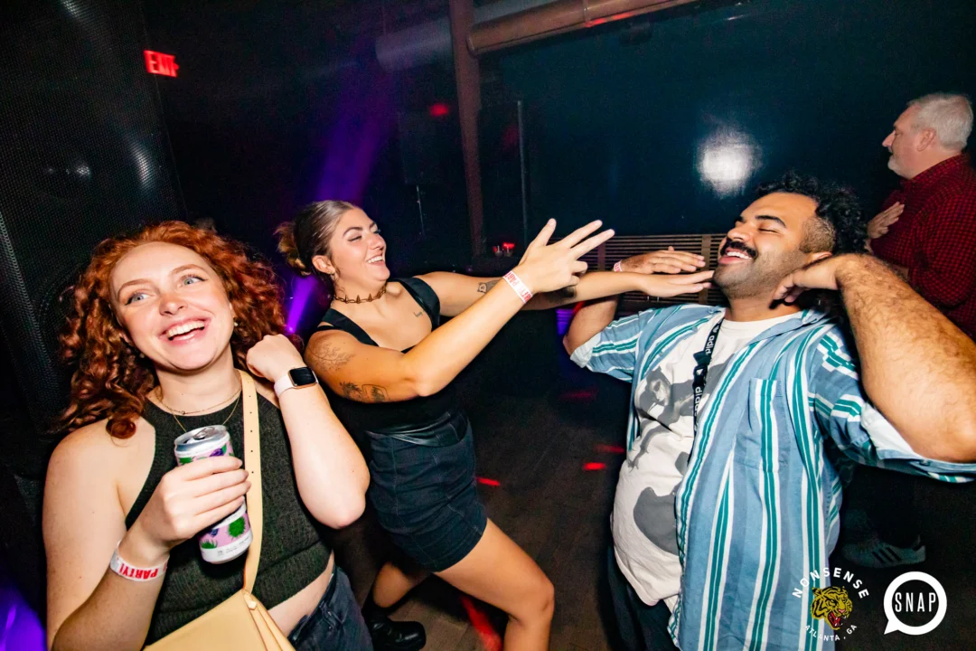 Indie Sleaze - September 2022 - at Ammazza - DJ: Kimber - Pics: Darcy of Oh Snap Kid