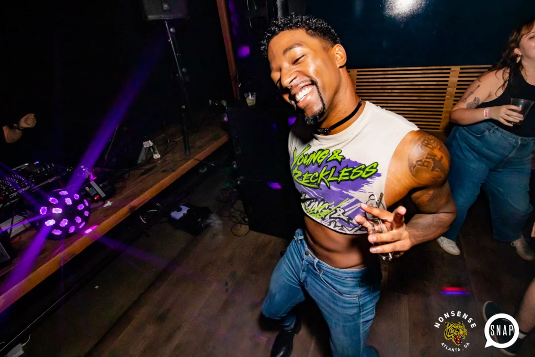 Indie Sleaze - September 2022 - at Ammazza - DJ: Kimber - Pics: Darcy of Oh Snap Kid