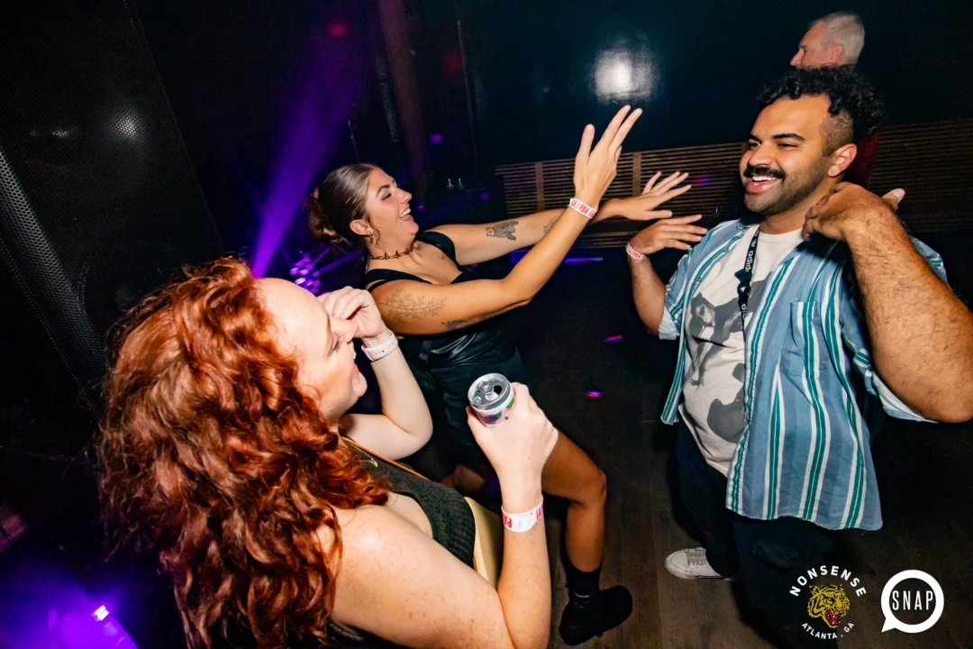 Indie Sleaze - September 2022 - at Ammazza - DJ: Kimber - Pics: Darcy of Oh Snap Kid