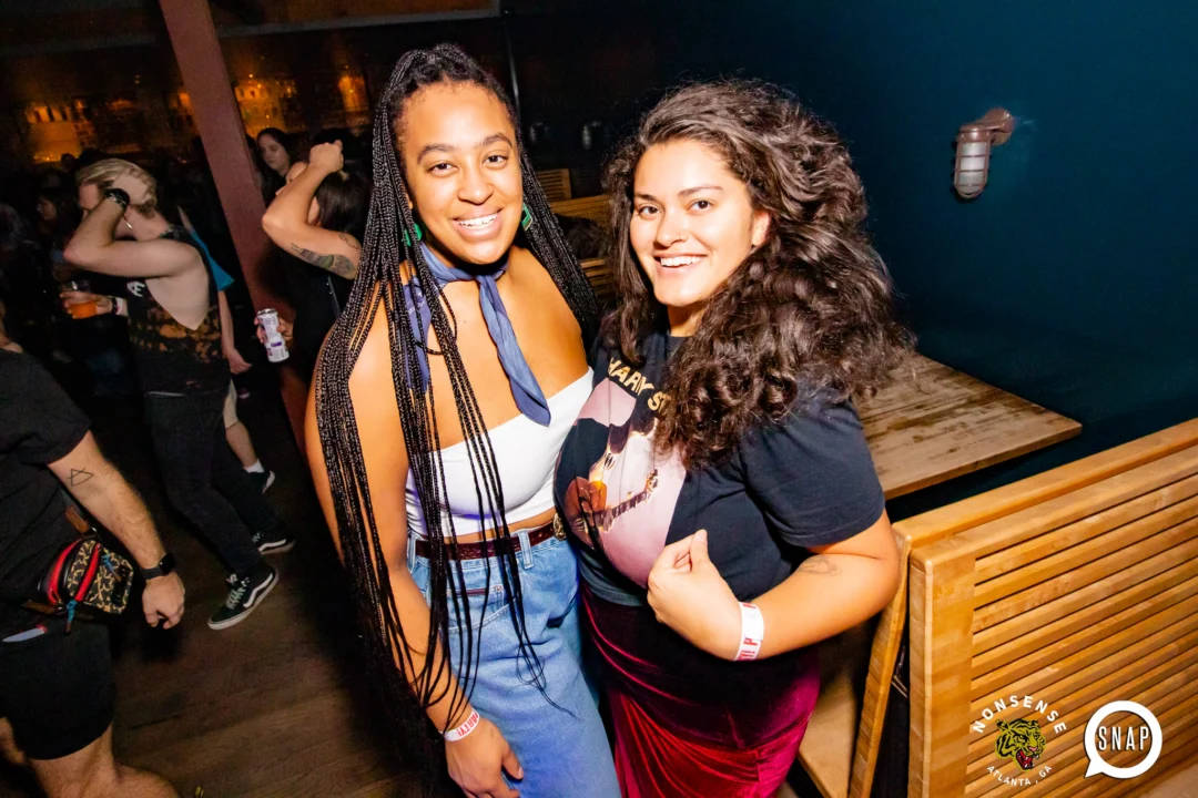 Indie Sleaze - September 2022 - at Ammazza - DJ: Kimber - Pics: Darcy of Oh Snap Kid
